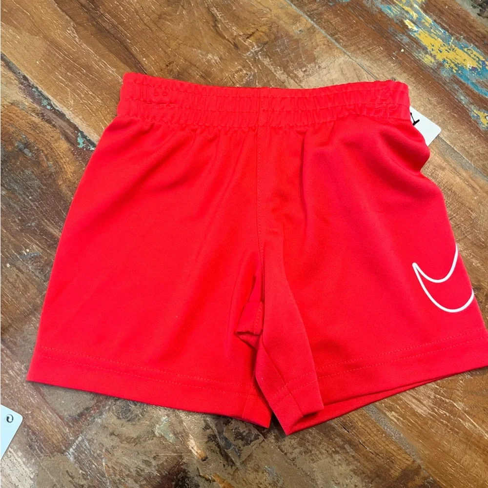 NWT Nike Boys 2 Piece Shorts Set - Picture 5 of 7